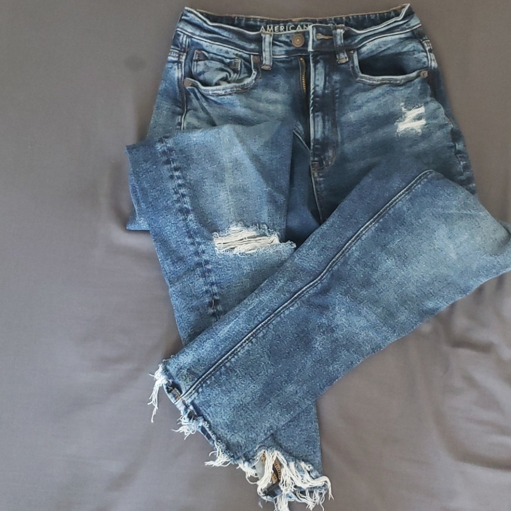 American Eagle Mom jeans